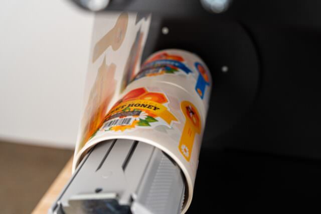 Afinia Label dual plotter digital label finisher die cutter lamination
